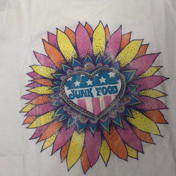 JUNK FOOD GRAPHIC TEE SIZE SMALL - Picture 2 of 2